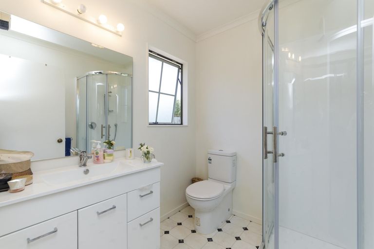 Photo of property in 13 Trent Street, Rongotea, 4476