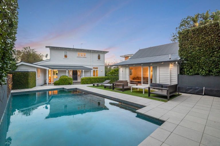 Photo of property in 30 Vine Street, Saint Marys Bay, Auckland, 1011