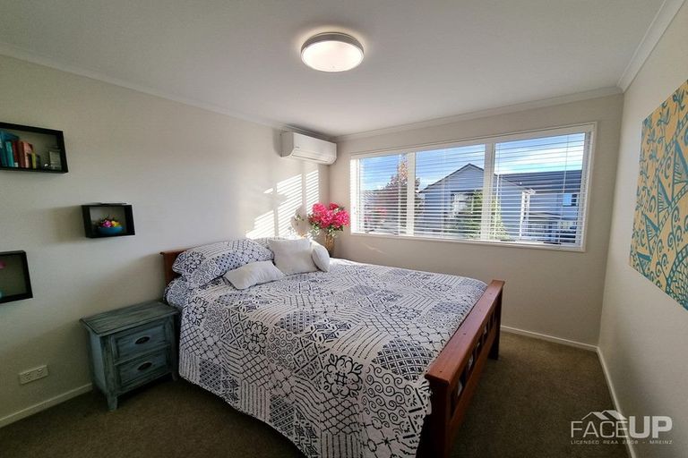 Photo of property in 9 De Havilland Road, Hobsonville, Auckland, 0616