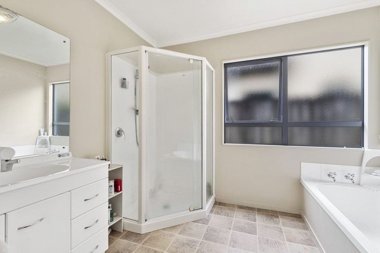 Photo of property in 65a Stratford Road, Manurewa, Auckland, 2105