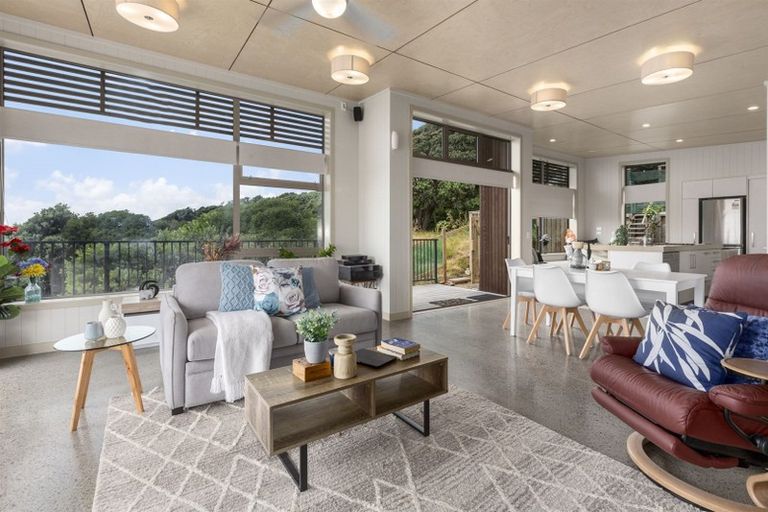 Photo of property in 24 The Parade, Paekakariki, 5034