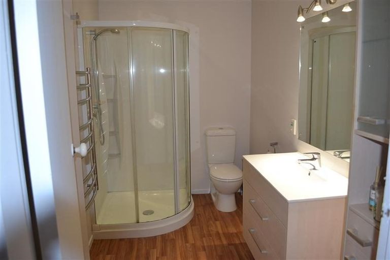 Photo of property in 14 Grays Road, Plimmerton, Porirua, 5026