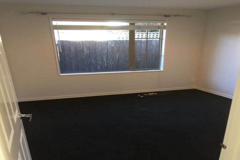 Photo of property in 32 Kotuku Crescent, Woolston, Christchurch, 8023