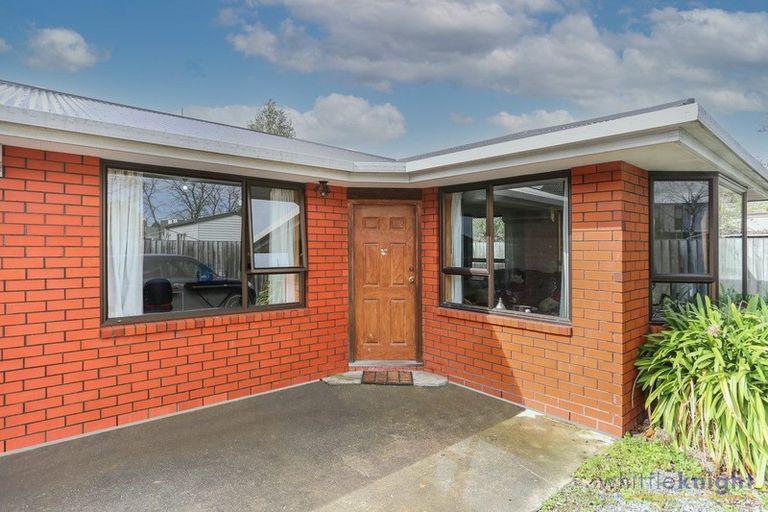 Photo of property in 2/119 Peverel Street, Riccarton, Christchurch, 8041