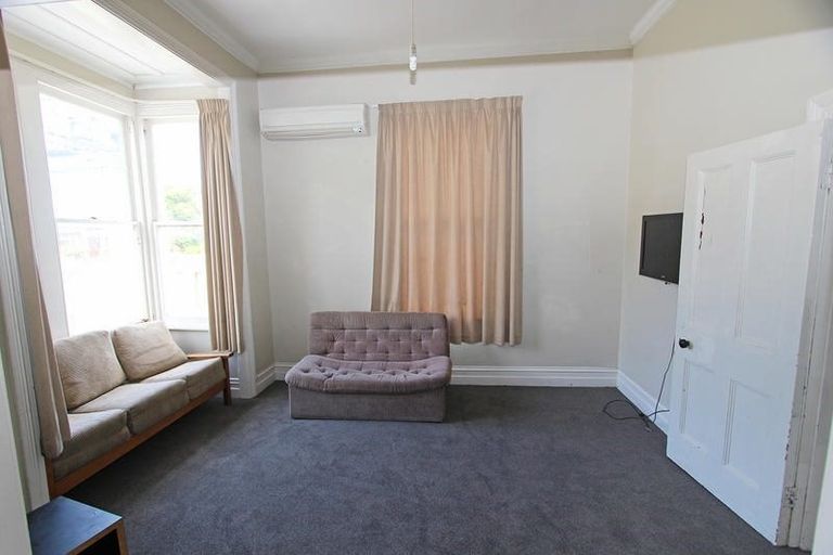 Photo of property in 48 Howe Street, North Dunedin, Dunedin, 9016