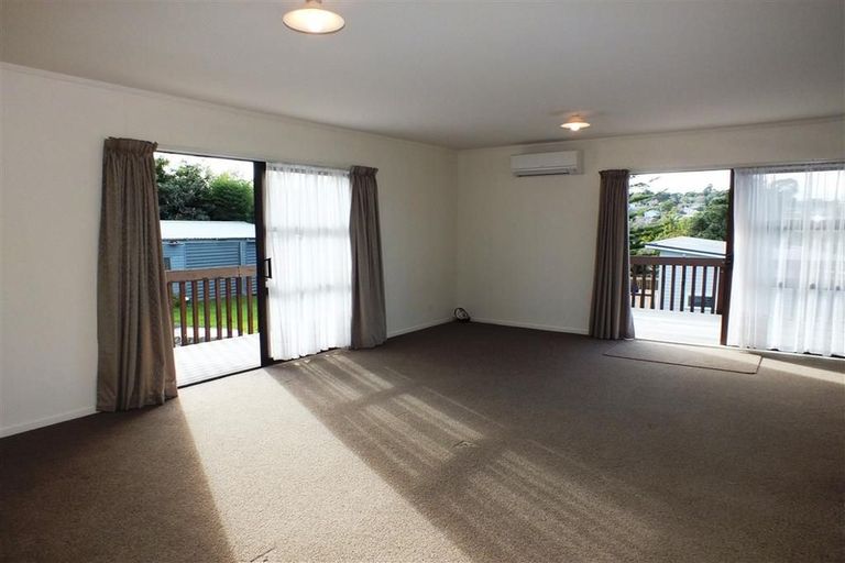 Photo of property in 420 Whangaparaoa Road, Stanmore Bay, Whangaparaoa, 0932