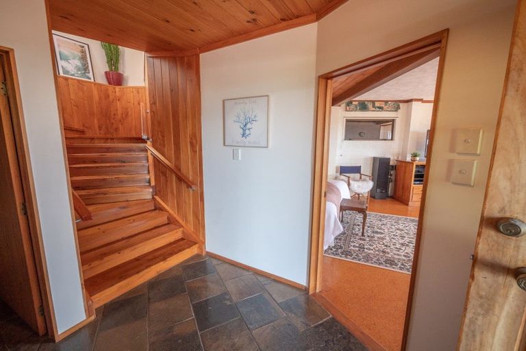 Photo of property in 21 Cable Bay Block Road, Cable Bay, 0420