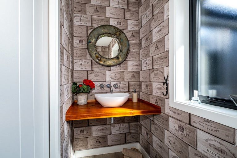 Photo of property in 7 Gale Cutting Road, Geraldine, 7991