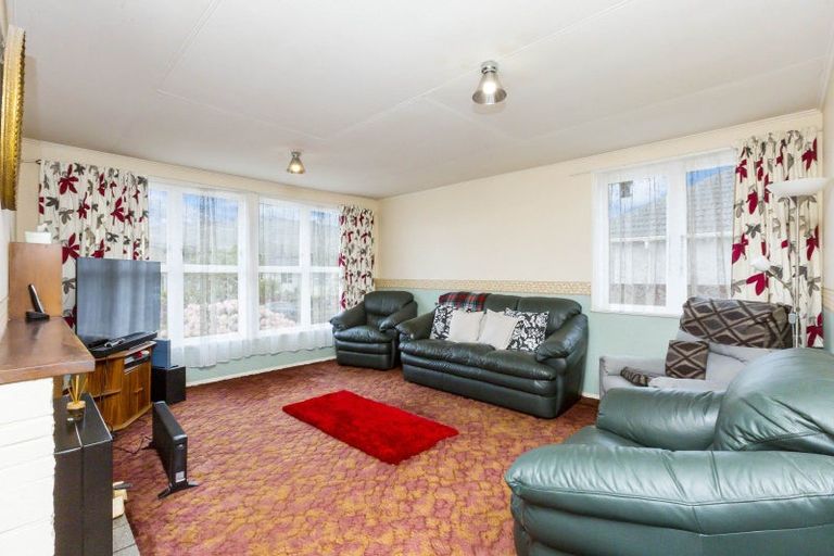 Photo of property in 39 Mary Crescent, Elderslea, Upper Hutt, 5018