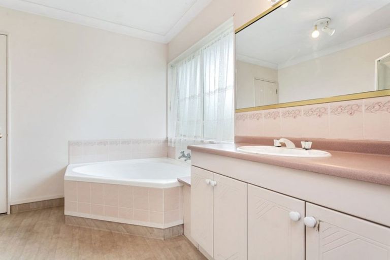 Photo of property in 179 Victoria Street, Cambridge, 3434