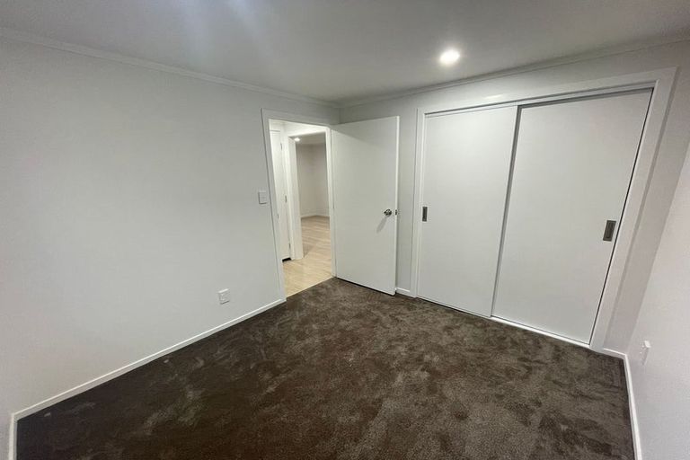 Photo of property in 36 White Heron Drive, Massey, Auckland, 0614
