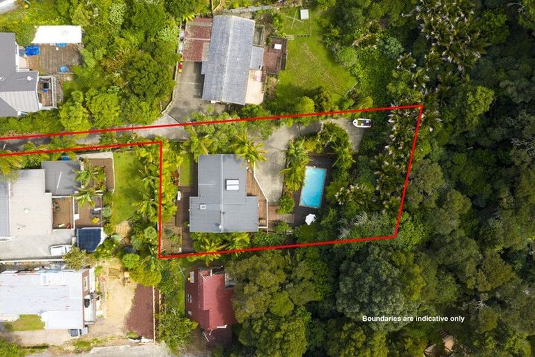 Photo of property in 20 Mcdowell Crescent, Hillcrest, Auckland, 0627