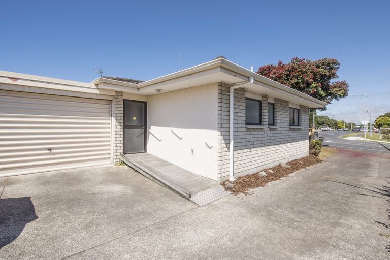 Photo of property in 9a Golf Road, Mount Maunganui, 3116