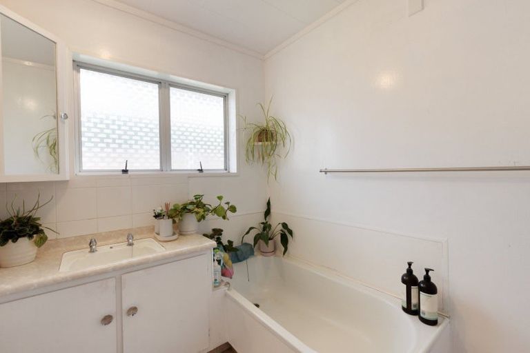 Photo of property in 12a Bellevue Road, Brookfield, Tauranga, 3110