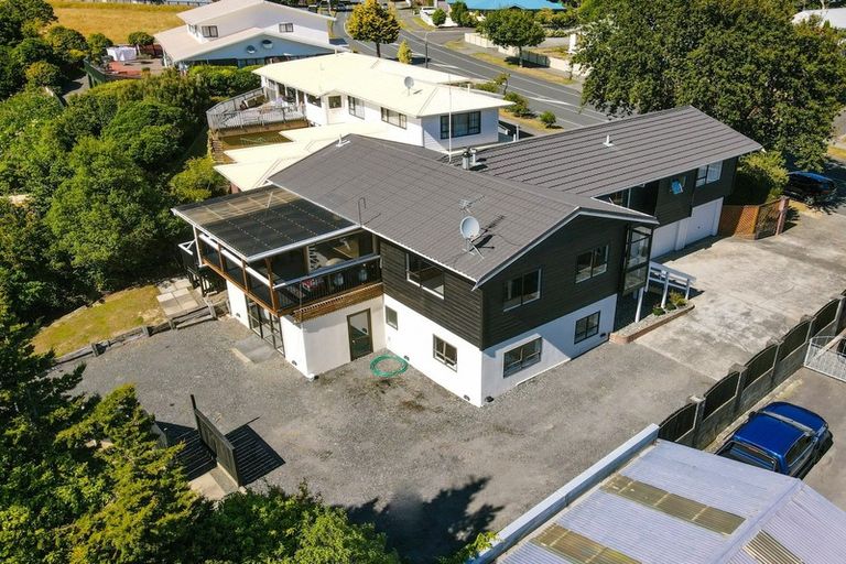 Photo of property in 113 Gemstone Drive, Birchville, Upper Hutt, 5018