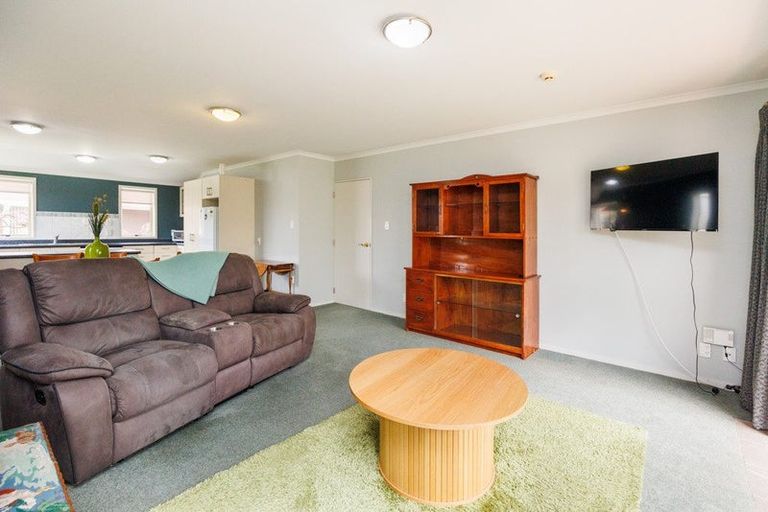 Photo of property in 9 Foxtail Fern, Kelvin Grove, Palmerston North, 4414