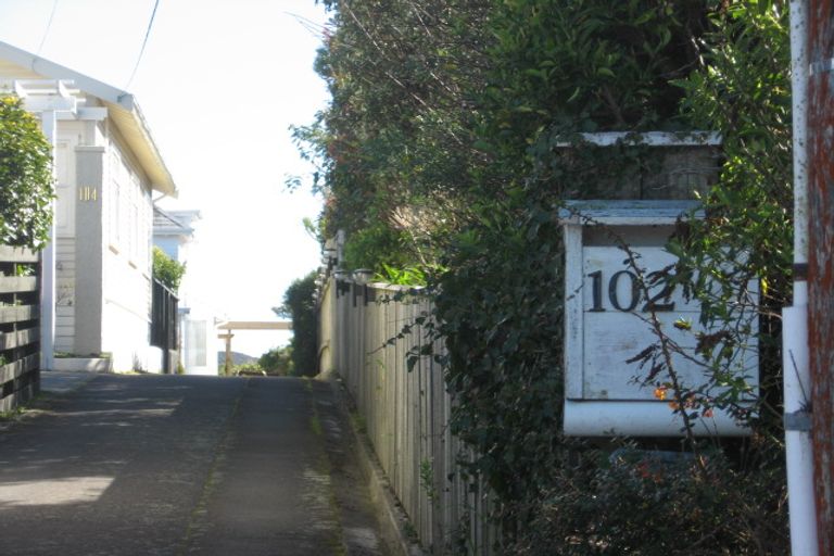 Photo of property in 102 Messines Road, Karori, Wellington, 6012