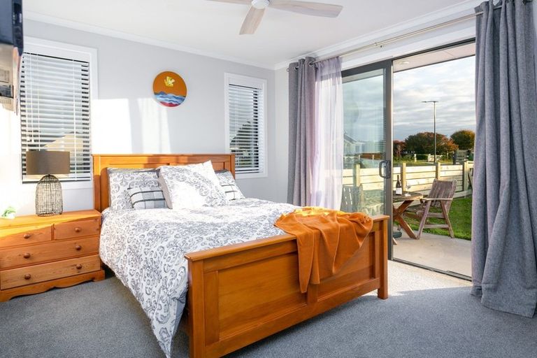 Photo of property in 43 Seachange Drive, Leamington, Cambridge, 3432