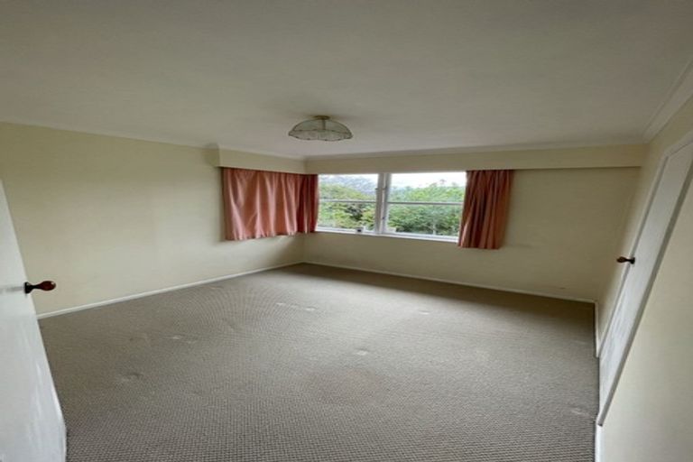 Photo of property in 370 George Street, Stokes Valley, Lower Hutt, 5019