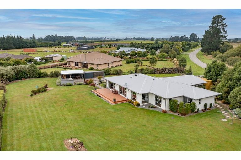 Photo of property in 49 Commercial Road, Oxford, 7430