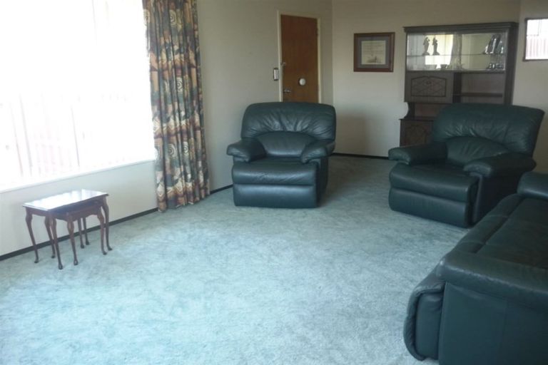 Photo of property in 2/90 Lincoln Road, Hillmorton, Christchurch, 8024