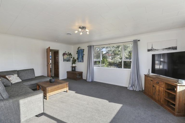 Photo of property in 10 Magnolia Drive, Westown, New Plymouth, 4310