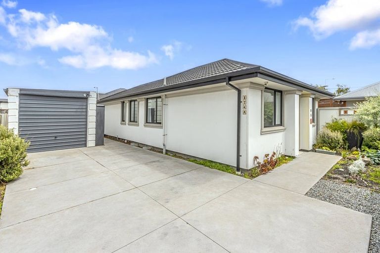 Photo of property in 174a Bowhill Road, New Brighton, Christchurch, 8083