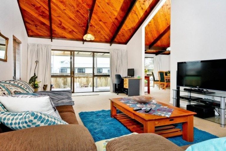 Photo of property in 44 Endeavour Avenue, Flagstaff, Hamilton, 3210