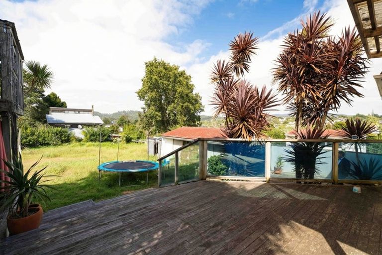 Photo of property in 40 Routley Drive, Glen Eden, Auckland, 0602
