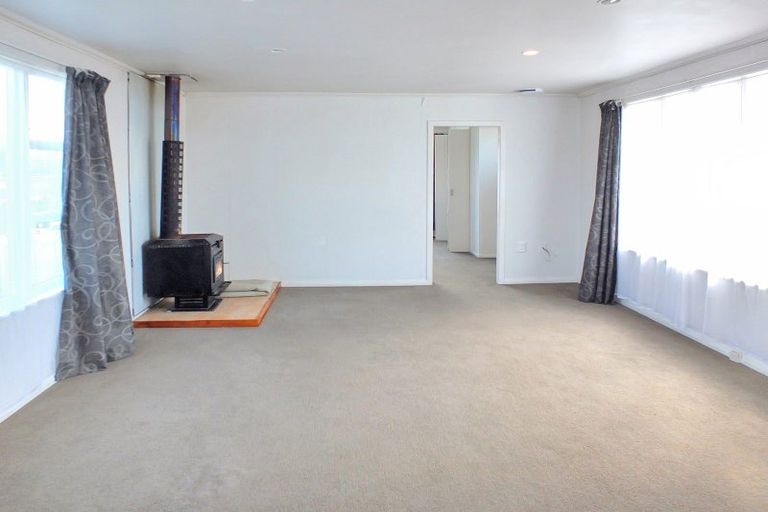 Photo of property in 23 Pratt Avenue, Foxton Beach, Foxton, 4815