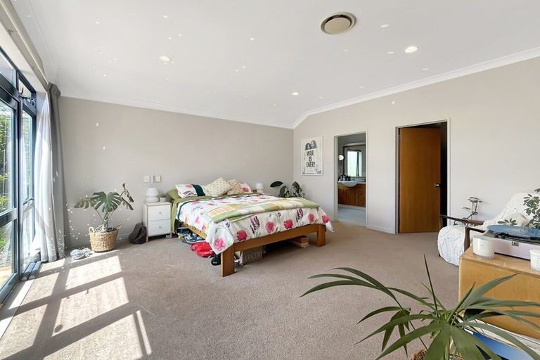 Photo of property in 6 Balmoral Drive, Terrace End, Palmerston North, 4410