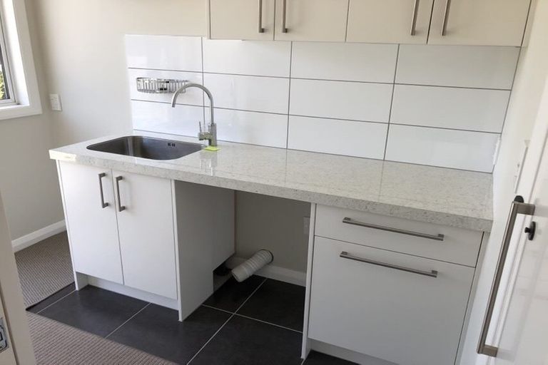 Photo of property in 38 Muritai Crescent, Havelock North, 4130