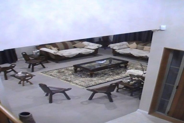 Photo of property in 28 Kaseng Place, East Tamaki Heights, Auckland, 2016