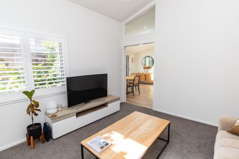 Photo of property in 23a Akaroa Drive, Maupuia, Wellington, 6022