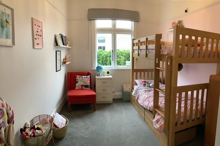 Photo of property in 49 Kensington Avenue, Petone, Lower Hutt, 5012