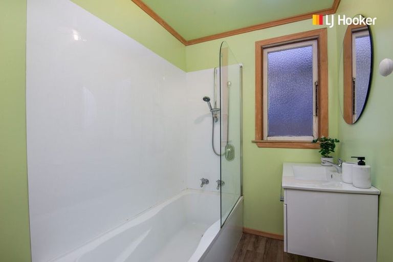 Photo of property in 7 Bay View Road, South Dunedin, Dunedin, 9012