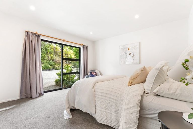 Photo of property in 5 Glance Street, Sandspit, Warkworth, 0982