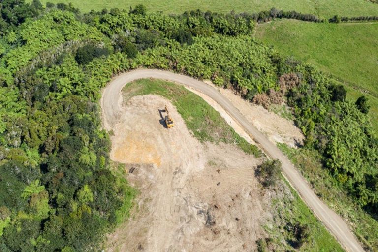 Photo of property in 245b Wallace Road, Koputaroa, 5571