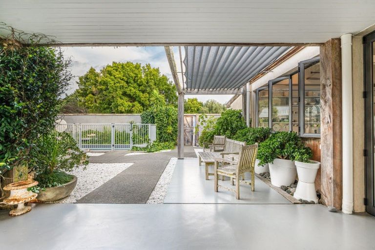 Photo of property in 155 Nick Johnstone Drive, Waiheke Island, 1971