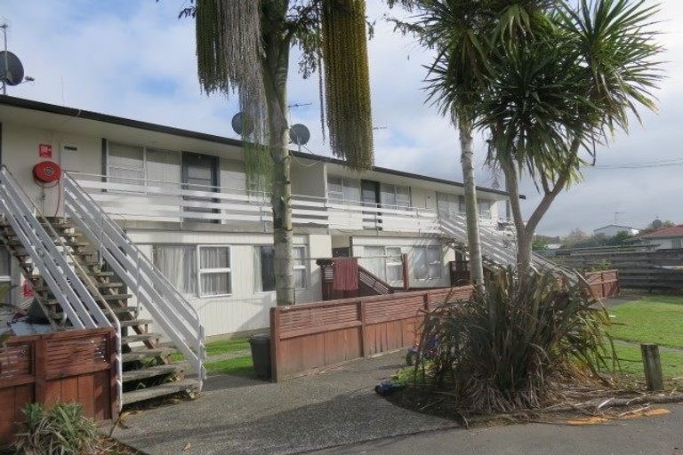 Photo of property in 3/5 Tralee Place, Hillcrest, Hamilton, 3216