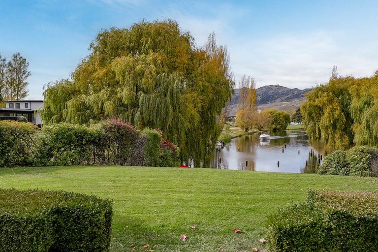 Photo of property in 12 Ferry Lane, Mount Pisa, Cromwell, 9383