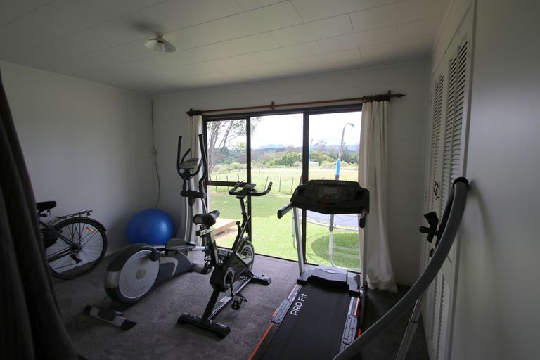 Photo of property in 41 Fairburn Road, Kaitaia, 0482