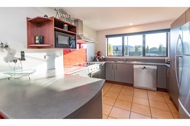 Photo of property in 15 Greenmeadow Gardens, Belfast, Christchurch, 8051