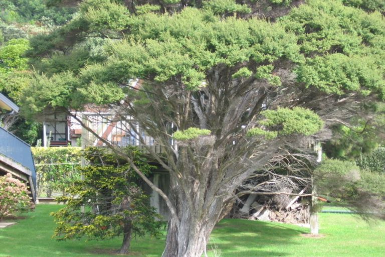 Photo of property in 98 Pa Road, Hahei, Whitianga, 3591