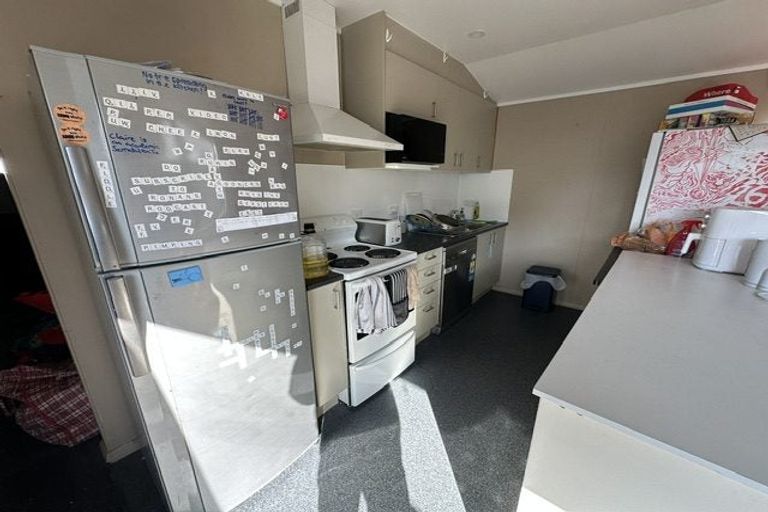 Photo of property in 8 Hyde Street, North Dunedin, Dunedin, 9016