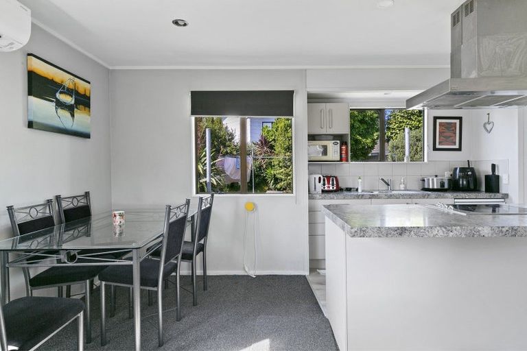 Photo of property in 1/23 Newberry Place, Richmond Heights, Taupo, 3330