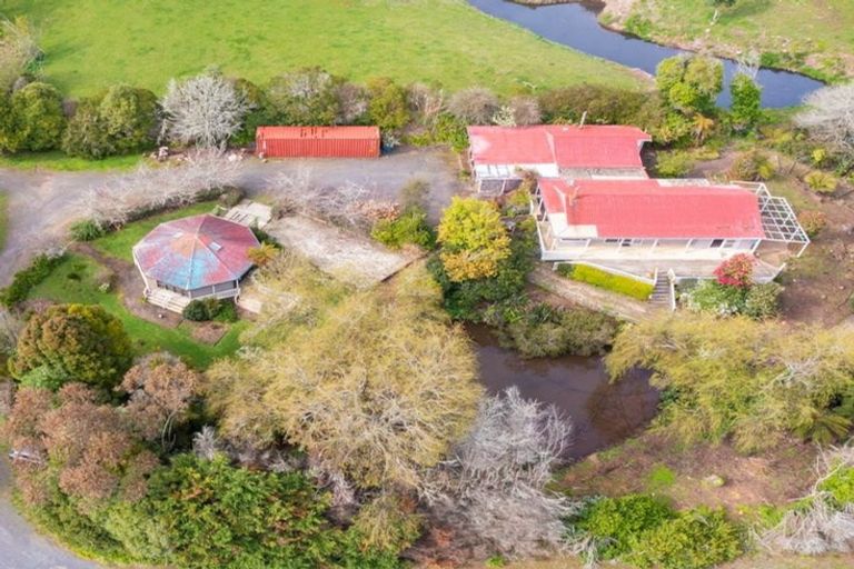 Photo of property in 65 Golding Road, Pukekohe, 2677