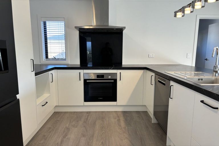 Photo of property in 2/19 Greta Street, Glenview, Hamilton, 3206