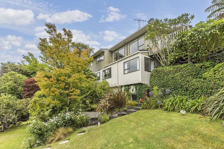 Photo of property in 14 Mckeefry Grove, Tawa, Wellington, 5028