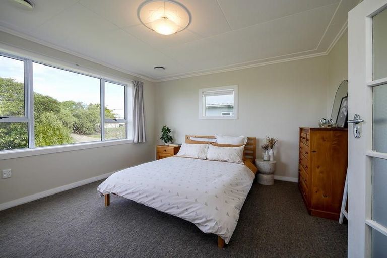 Photo of property in 11 John Street, Ocean View, Dunedin, 9035